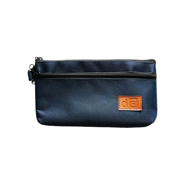 Tampilan depan tas Digital Alliance Handbag